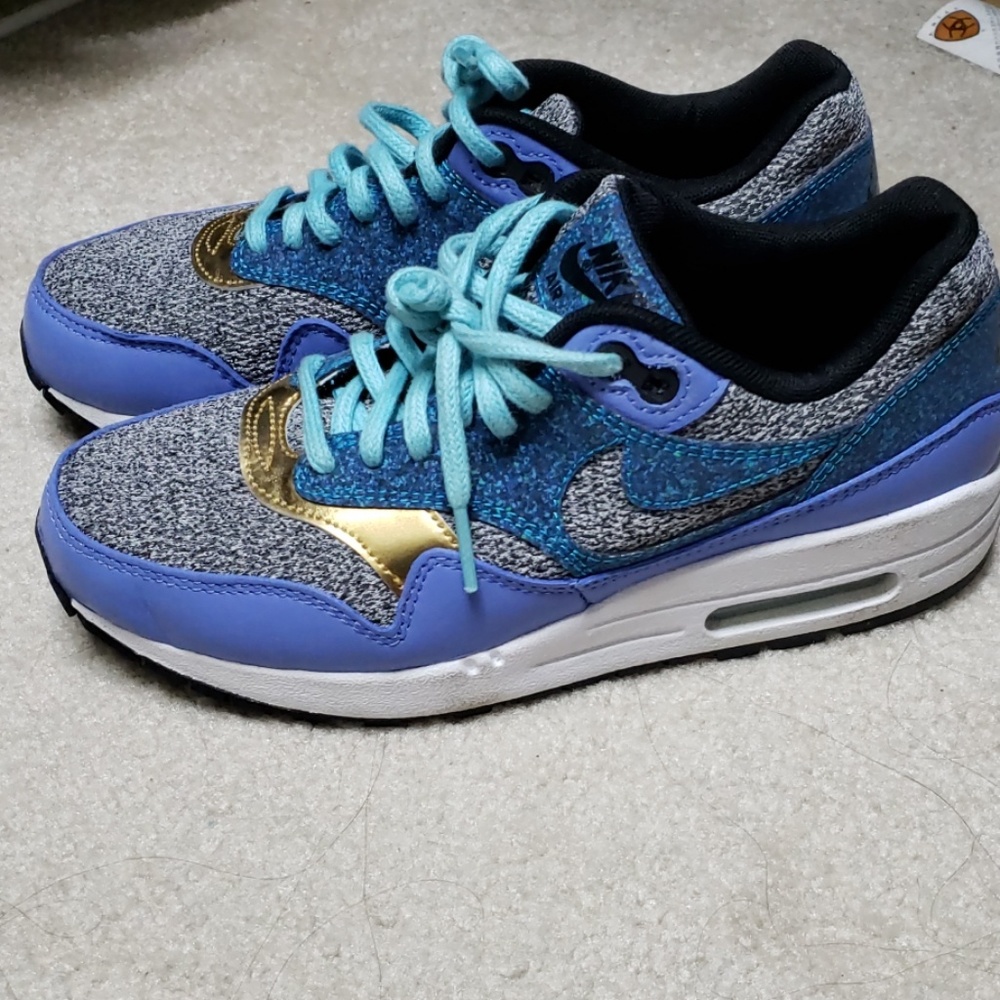 Nike sneakers